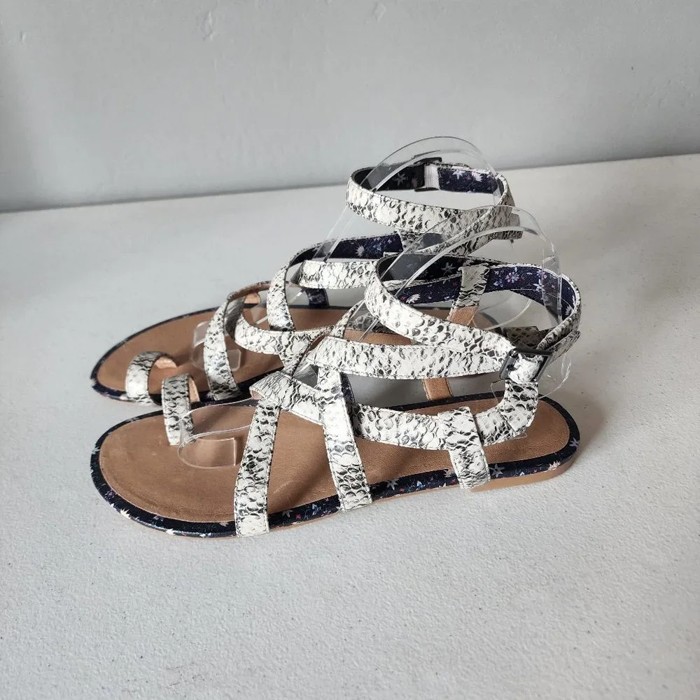 Cabi Sandals "NEW" - Picture 5 of 15